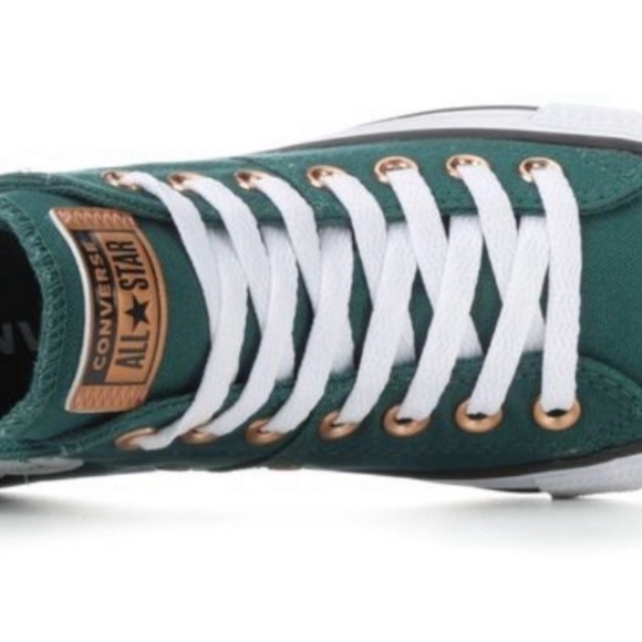 Converse Chuck Taylor All Star
Madison Mid Sneaker- Dragon Scale, size 7.5, NWOB - Picture 4 of 10